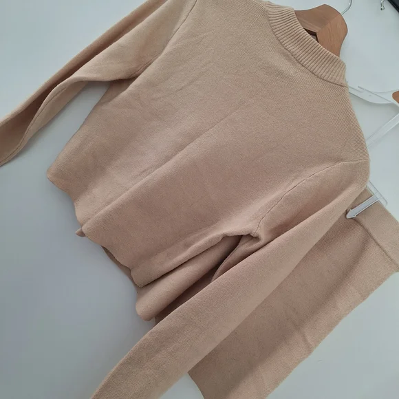 Lily Tan Women's Skirt Set - Picture 5 of 5